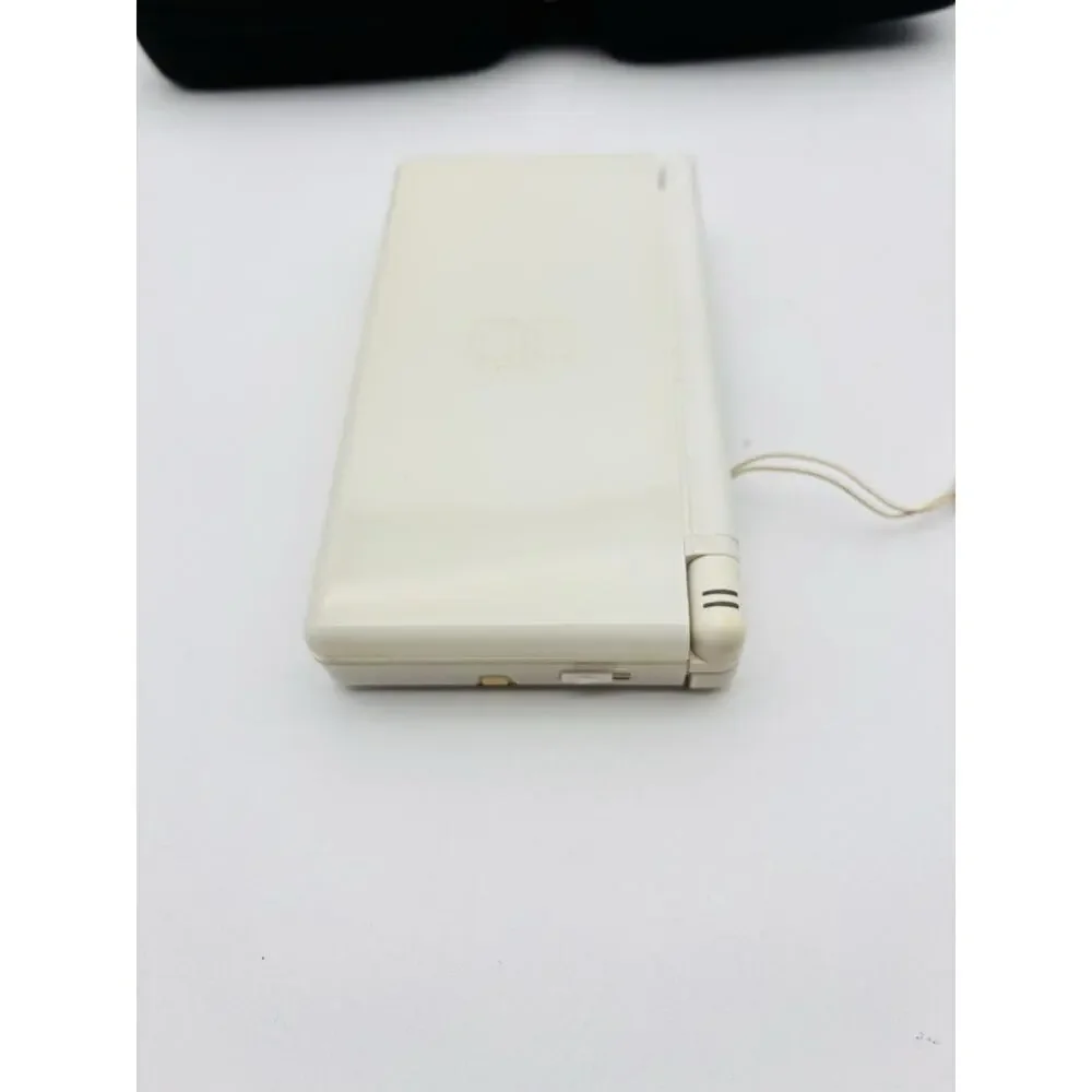 Nintendo DS Lite Handheld System White With Charger And 3ds Case Tested Works